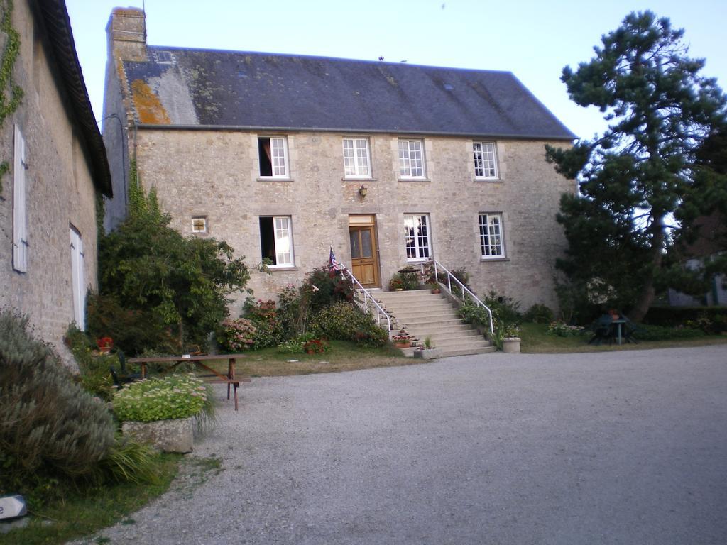 Ferme Manoir La Fiere Bed & Breakfast Sainte-Mere-Eglise Exterior photo
