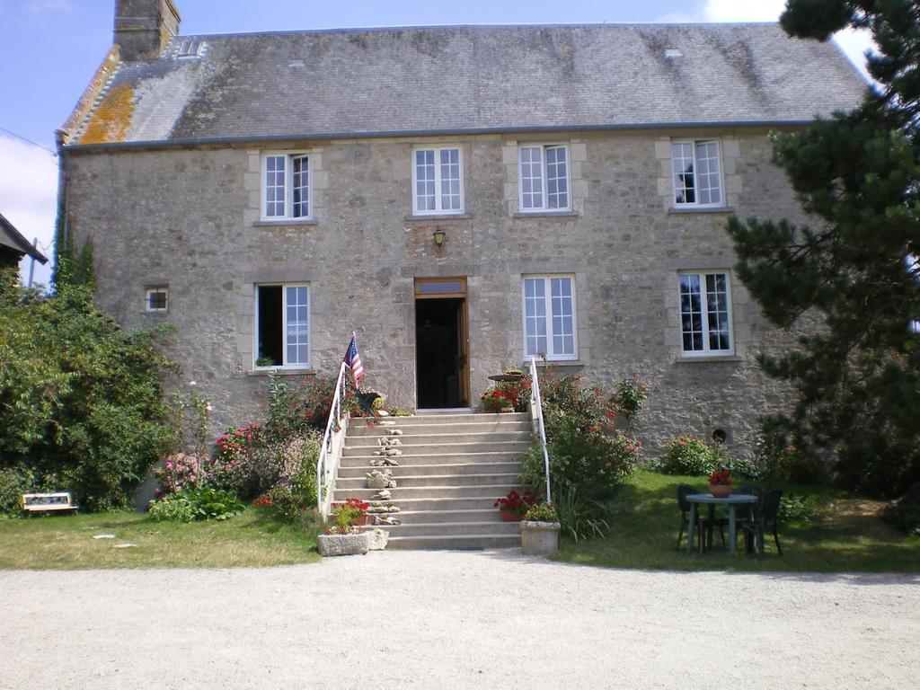 Ferme Manoir La Fiere Bed & Breakfast Sainte-Mere-Eglise Exterior photo