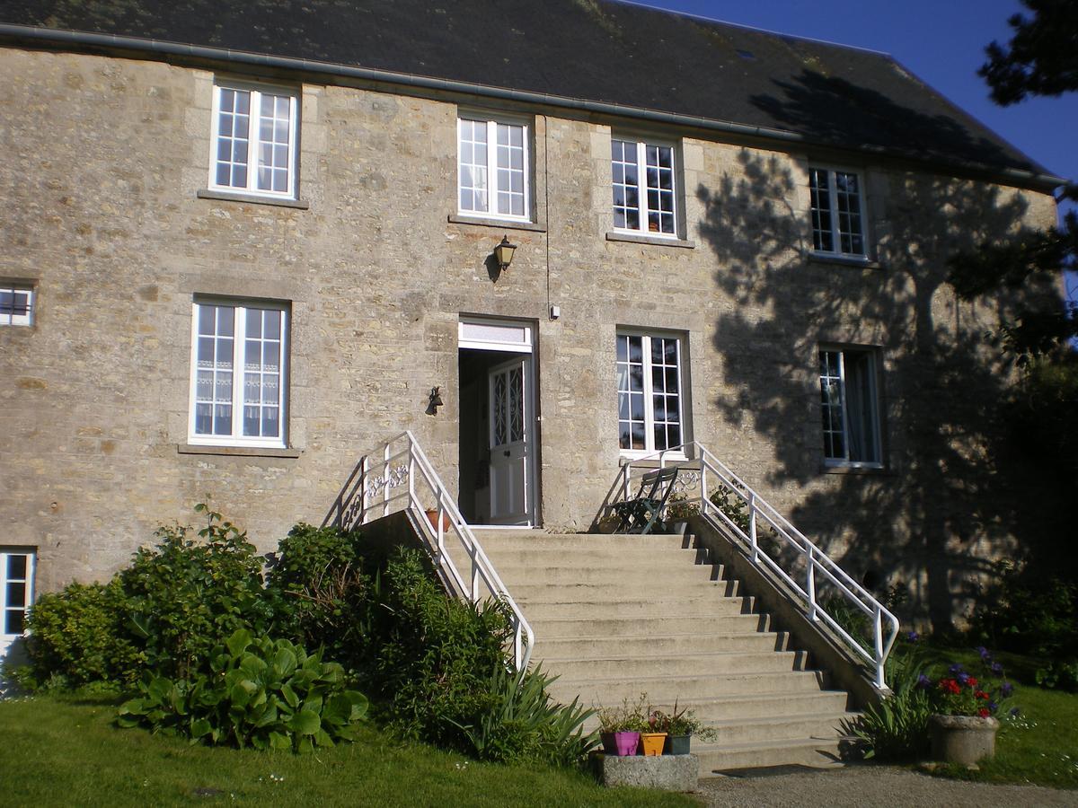 Ferme Manoir La Fiere Bed & Breakfast Sainte-Mere-Eglise Exterior photo