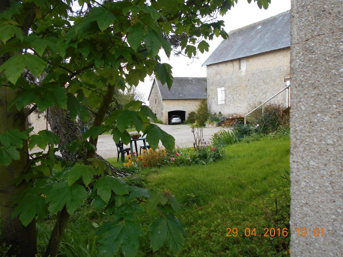 Ferme Manoir La Fiere Bed & Breakfast Sainte-Mere-Eglise Exterior photo