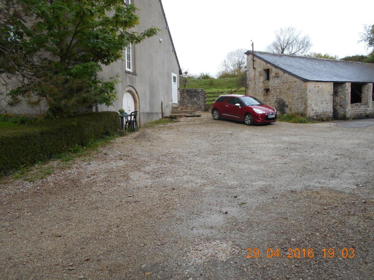 Ferme Manoir La Fiere Bed & Breakfast Sainte-Mere-Eglise Exterior photo
